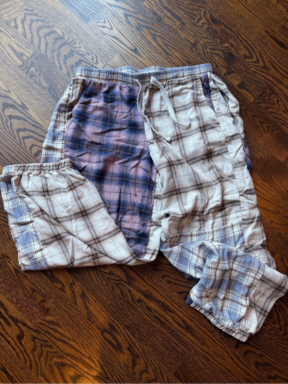 Urban Outfitters Plaid Lounge Pants in Cream and Blue